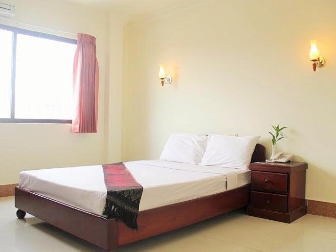 Galaxy Rs Hotel Phnom Penh Eksteriør billede